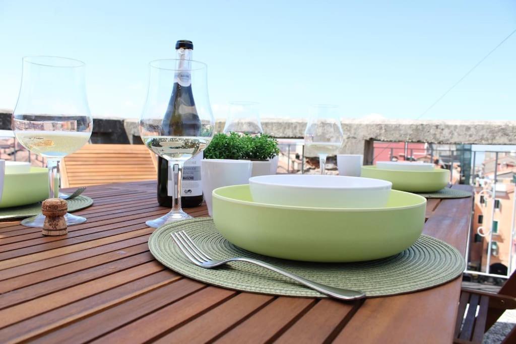 Apartment With Terrace In Chioggia'S Main Square Exterior photo